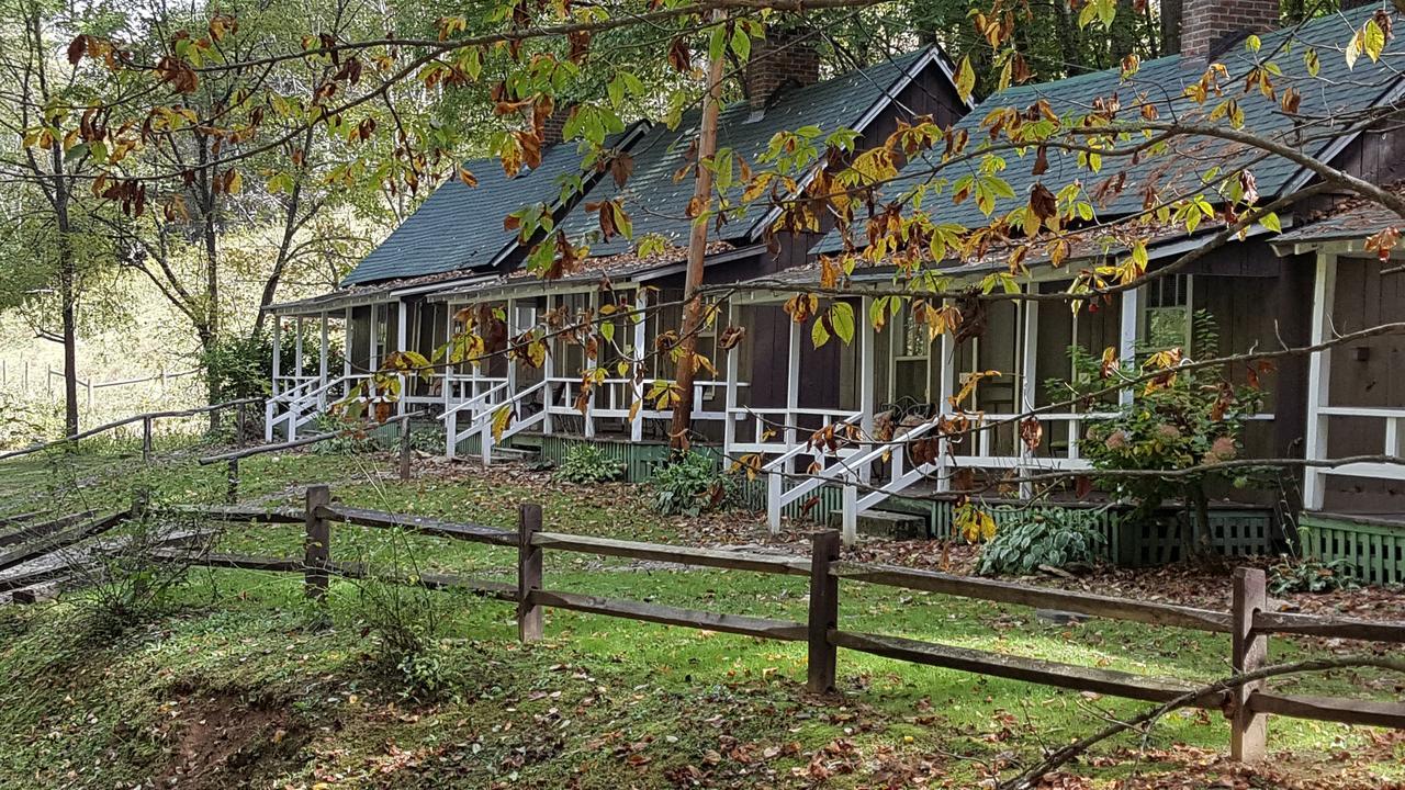 The Cabins At Healing Springs Crumpler Extérieur photo